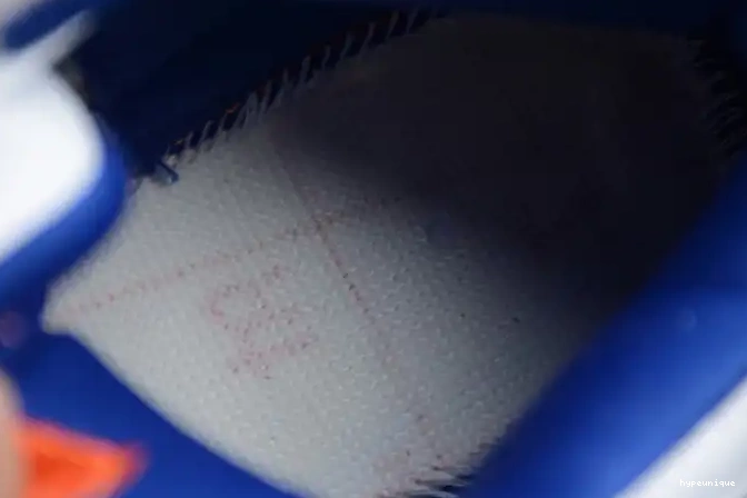 HYPE Air Rivals' 3 'Knicks Retro Jordan 136064-148 0524